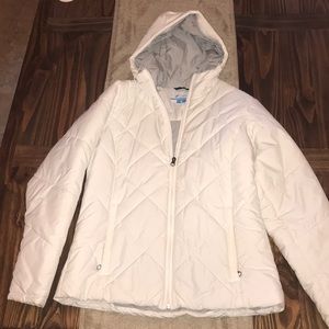 Columbia white hooded puffer coat size M